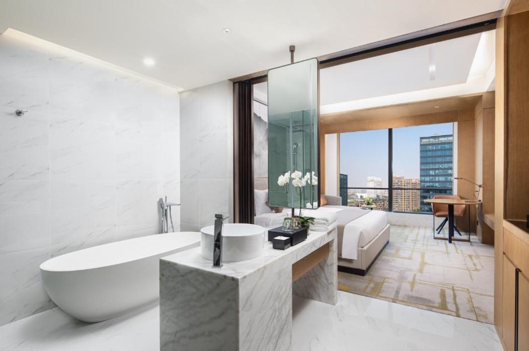 Metropark Hotel Hongqiao Шанхай Экстерьер фото