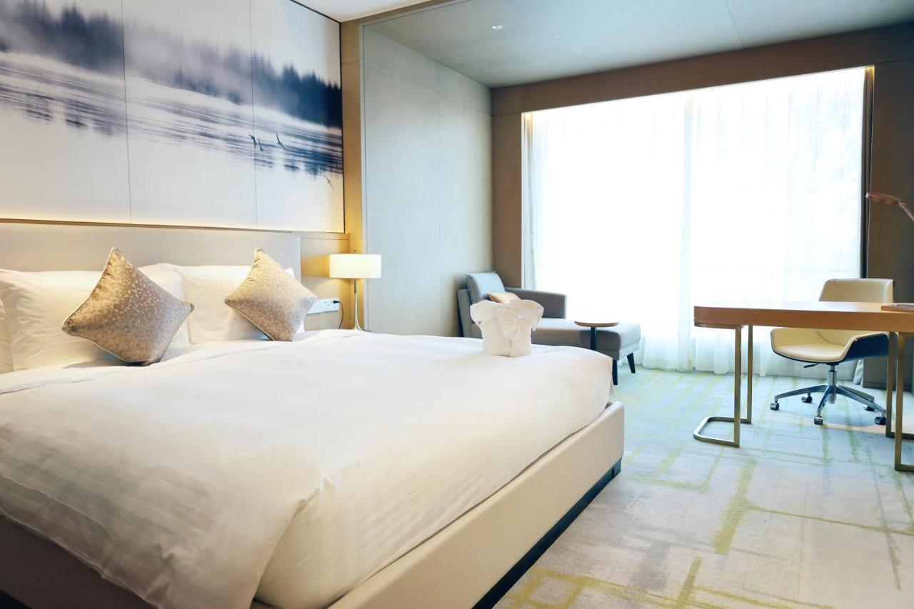 Metropark Hotel Hongqiao Шанхай Экстерьер фото